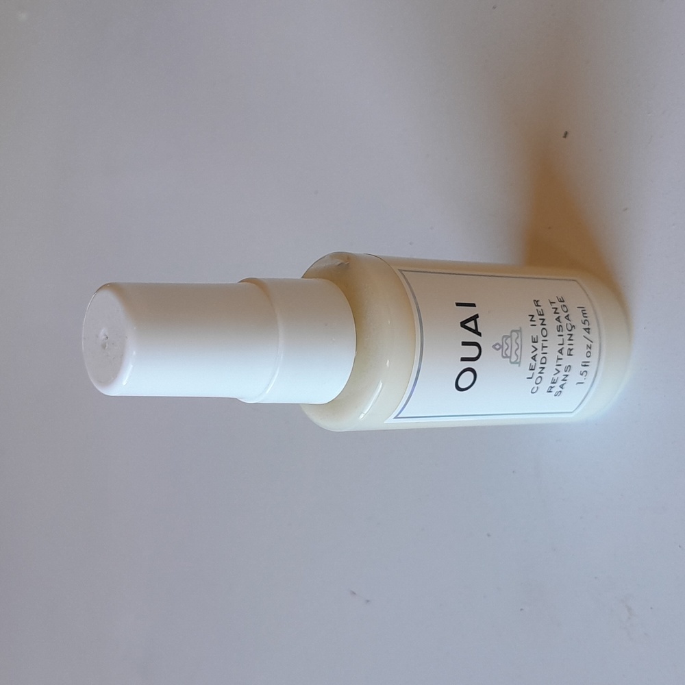 OUAI Leave In Conditioner Hair Treatment Travel Size Beach Smooth Detangle Soft